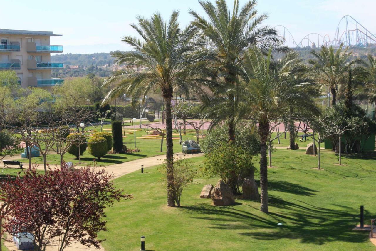 Los Juncos De Pineda Park Salou Kültér fotó